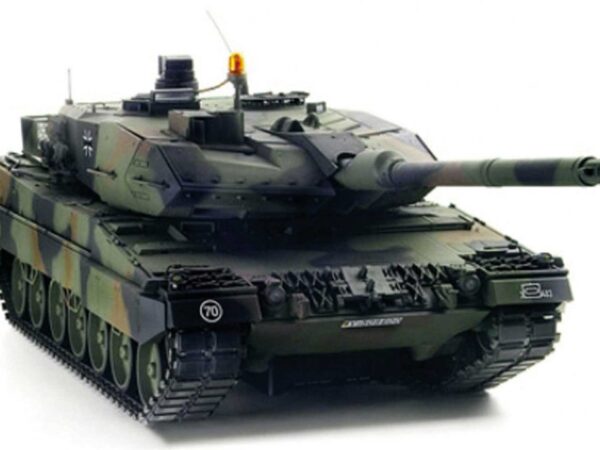 TAMIYA LEOPARD 2 A6 PANZER 1/16