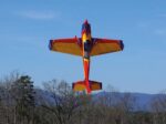 EXTREMEFLIGHT-RC EXTRA 300 70" V2 ROT / GELB ARF – Bild 5