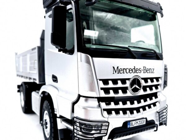 FM-ELECTRICS Mercedes-Benz Arocs 4x4 Kipper 1/14 RTR silber