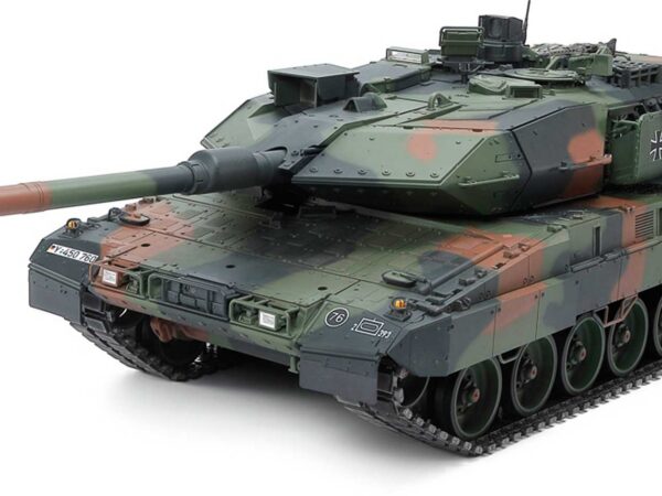 TAMIYA Leopard 2 A7V 1/16 Full Option Bausatz