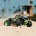 ARRMA 1/10 QUAKE 223S DSC 2WD RTR Brushless Monster Truck, Grün – Bild 4