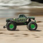 ARRMA 1/10 QUAKE 223S DSC 2WD RTR Brushless Monster Truck, Grün – Bild 5